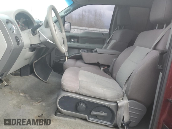 2004 Ford F-150 STX with VIN 1FTRX12W84NB12080, listed as a Copart auction lot 46332465 with 221,185 mi miles and Clean Title. Bid and sale history available at carsss.com. Image 7.