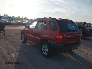 2008 Kia Sportage LX with VIN KNDJE723287548249, listed as a IAAI auction lot 41510548 with 181,668 mi miles. Bid and sale history available at carsss.com. Image 3.