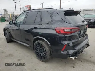 2021 BMW X5 M z VIN 5YMJU0C0XM9H13455, wystawiony jako Copart lot #59625375 z przebiegiem Nie podano mil oraz Szkoda całkowita • Salvage title. Historia ofert i sprzedaży dostępna na DreamBid. Obrazek 2.