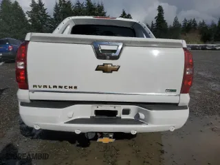 2009 Chevrolet Avalanche LTZ with VIN 3GNFK32099G200488, listed as a Copart auction lot 52306305 with 219,164 mi miles and Salvage Title. Bid and sale history available at carsss.com. Image 6.