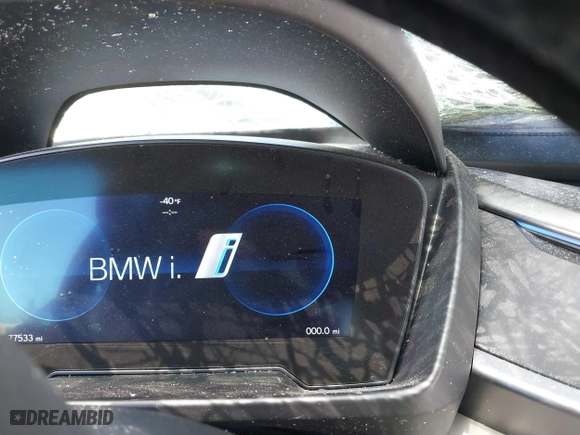 2015 BMW i8 with VIN WBY2Z2C51FV392854, listed as a IAAI auction lot 41282895 with 77,533 mi miles. Bid and sale history available at carsss.com. Image 7.