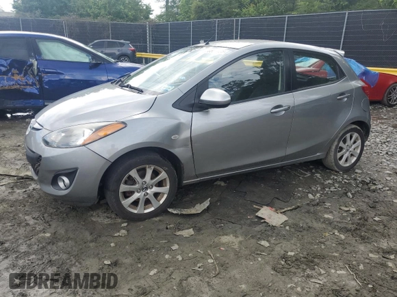 2013 Mazda 2 Touring z VIN JM1DE1LZ7D0153662, wystawiony jako Copart lot #58562435 z przebiegiem 109 329 mil mil oraz Szkoda całkowita • Salvage title. Historia ofert i sprzedaży dostępna na DreamBid. Obrazek 1.