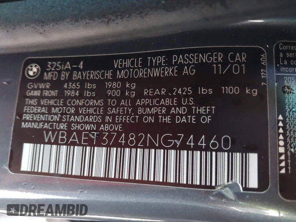 2002 BMW 3 Series 325i with VIN WBAET37482NG74460, listed as a IAAI auction lot 41712972 with 176,762 mi miles. Bid and sale history available at carsss.com. Image 9.