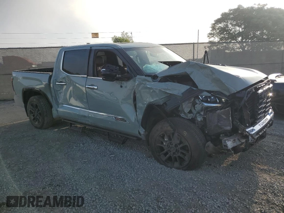 2024 Toyota Tundra 1794 Edition z VIN 5TFMC5DB9RX074071, wystawiony jako Copart lot #83177584 z przebiegiem Nie podano mil oraz Szkoda całkowita • Salvage title. Historia ofert i sprzedaży dostępna na DreamBid. Obrazek 4.