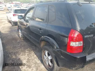 2008 Hyundai Tucson GLS with VIN KM8JM12B68U874995, listed as a IAAI auction lot 42164401 with 1 mi miles. Bid and sale history available at carsss.com. Image 3.