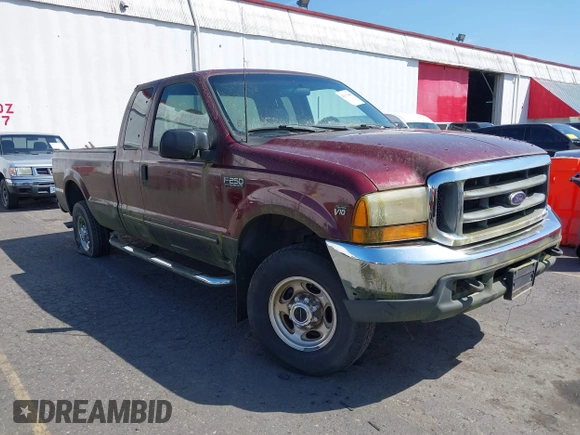 2000 Ford Super Duty F-250 XL with VIN 1FTNX21S9YEA04155, listed as a IAAI auction lot 42136440 with 149,069 mi miles. Bid and sale history available at carsss.com. Image 1.