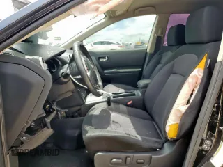 2011 Nissan Rogue SV z VIN JN8AS5MT6BW164860, wystawiony jako Copart lot #56152255 z przebiegiem 163 967 mil mil oraz Szkoda całkowita • Salvage title. Historia ofert i sprzedaży dostępna na DreamBid. Obrazek 7.