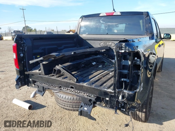2024 Ford Maverick XLT with VIN 3FTTW8H39RRA18406, listed as a IAAI auction lot 41312203 with 11,215 mi miles and . Bid and sale history available at carsss.com. Image 6.