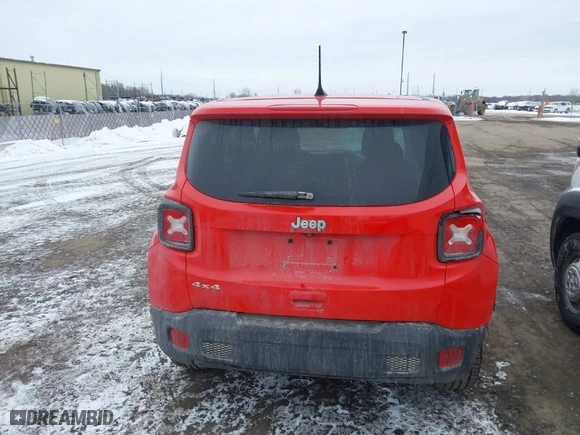 2021 Jeep Renegade Upland Edition with VIN ZACNJDAB1MPM21927, listed as a IAAI auction lot 41636352 with 120,125 mi miles. Bid and sale history available at carsss.com. Image 16.