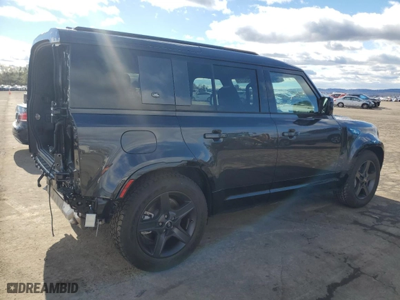 2024 Land Rover Defender X-Dynamic SE with VIN SALE27EU6R2351509, listed as a Copart auction lot 43427315 with 3,300 mi miles and Salvage Title. Bid and sale history available at carsss.com. Image 3.