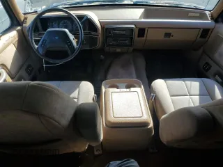 1990 Ford Bronco Custom with VIN 1FMEU15H1LLA84844, listed as a Copart auction lot 70136474 with 45,605 mi miles and Clean Title. Bid and sale history available at carsss.com. Image 8.