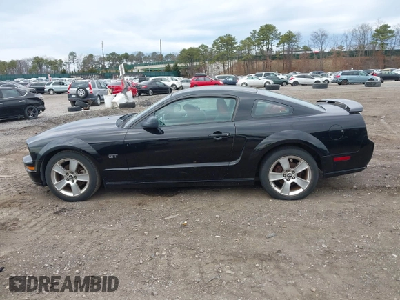 2006 Ford Mustang GT Deluxe with VIN 1ZVHT82H965112395, listed as a IAAI auction lot 41895837 with 89,804 mi miles and . Bid and sale history available at carsss.com. Image 14.