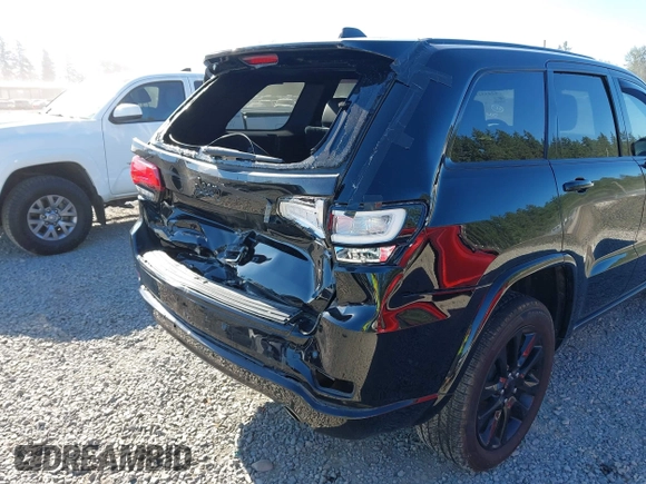 2018 Jeep Grand Cherokee Laredo E с VIN 1C4RJFAG6JC106066, выставлен на аукционе IAAI как лот 42433285 с пробегом 61 611 миль миль и . История ставок и продаж доступна на DreamBid. Изображение 6.