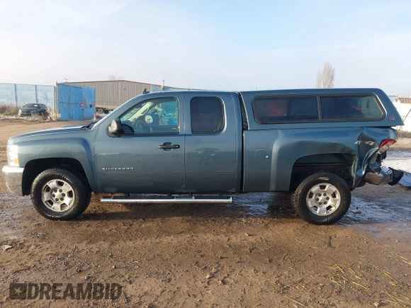 2013 Chevrolet Silverado 1500 LT with VIN 1GCRKSE78DZ357530, listed as a IAAI auction lot 40947097 with 125,184 mi miles and . Bid and sale history available at DreamBid. Image 15.