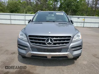 2015 Mercedes-Benz M 350 z VIN 4JGDA5HB1FA580293, wystawiony jako Copart lot #58793055 z przebiegiem 157 174 mil mil oraz Czysty tytuł • Clean title. Historia ofert i sprzedaży dostępna na DreamBid. Obrazek 5.
