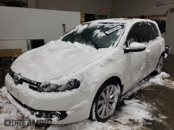 2013 Volkswagen Golf TDI z VIN WVWDM7AJ0DW133057, wystawiony jako Copart lot #37497304 z przebiegiem 137 037 mil mil oraz Szkoda całkowita • Salvage title. Historia ofert i sprzedaży dostępna na DreamBid. Obrazek 1.