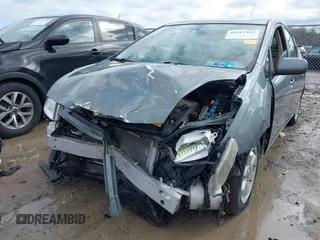 2004 Toyota Prius with VIN JTDKB20U040025391, listed as a IAAI auction lot 41913922 with 115,860 mi miles. Bid and sale history available at carsss.com. Image 6.