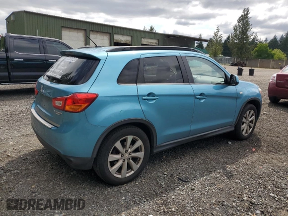 2014 Mitsubishi Outlander SE with VIN 4A4AR4AUXEE012971, listed as a Copart auction lot 59278935 with 141,263 mi miles and Salvage title. Bid and sale history available at DreamBid. Image 3.