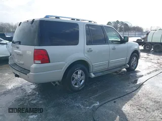 2006 Ford Expedition Limited with VIN 1FMFU19546LA23593, listed as a IAAI auction lot 41225947 with 190,418 mi miles. Bid and sale history available at carsss.com. Image 4.