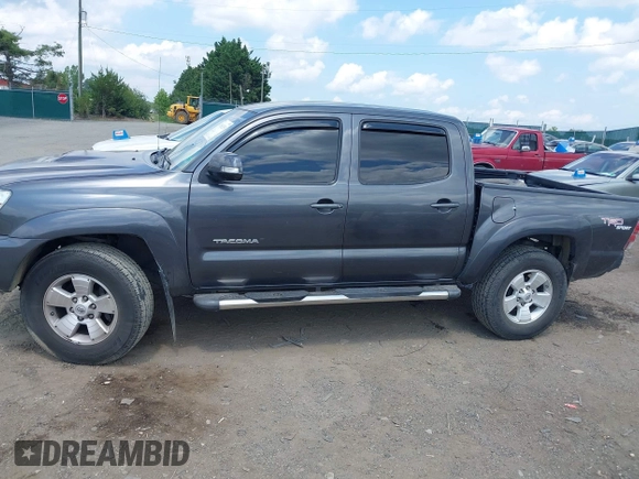 2013 Toyota Tacoma with VIN 3TMLU4EN0DM130912, listed as a IAAI auction lot 42682150 with 166,503 mi miles and . Bid and sale history available at DreamBid. Image 15.