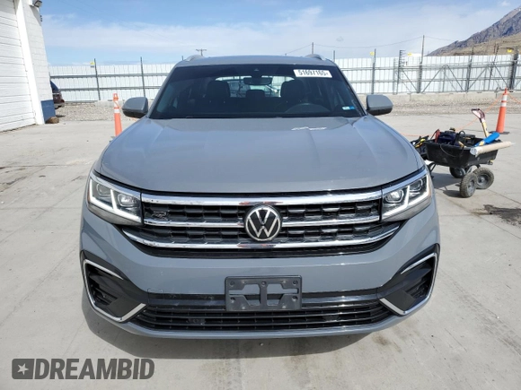 2021 Volkswagen Atlas SEL with VIN 1V2SE2CA8MC219429, listed as a Copart auction lot 51697165 with 70,788 mi miles and Salvage title. Bid and sale history available at DreamBid. Image 5.