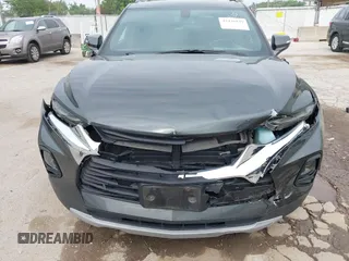 2019 Chevrolet Blazer with VIN 3GNKBGRS8KS694570, listed as a IAAI auction lot 42436829 with 97,959 mi miles and . Bid and sale history available at DreamBid. Image 6.