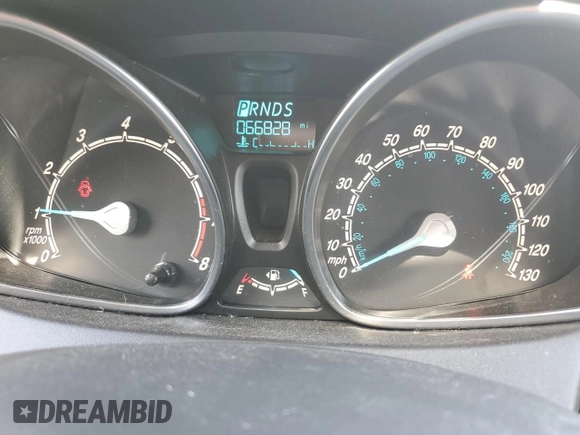 2018 Ford Fiesta SE z VIN 3FADP4BJ7JM114172, wystawiony jako Copart lot #54014805 z przebiegiem 66 828 mil mil oraz Szkoda całkowita • Salvage title. Historia ofert i sprzedaży dostępna na DreamBid. Obrazek 9.