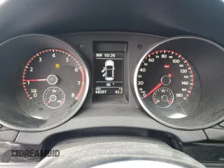 2011 Volkswagen GTI z VIN WVWGV7AJ2BW041102, wystawiony jako Copart lot #53326145 z przebiegiem 68 207 mil mil oraz Szkoda całkowita • Salvage title. Historia ofert i sprzedaży dostępna na DreamBid. Obrazek 9.