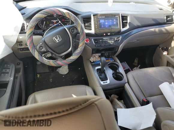 2018 Honda Ridgeline RTL-T z VIN 5FPYK3F64JB005416, wystawiony jako Copart lot #54163835 z przebiegiem 57 677 mil mil oraz Szkody całkowita. Historia ofert i sprzedaży dostępna na DreamBid. Obrazek 8.