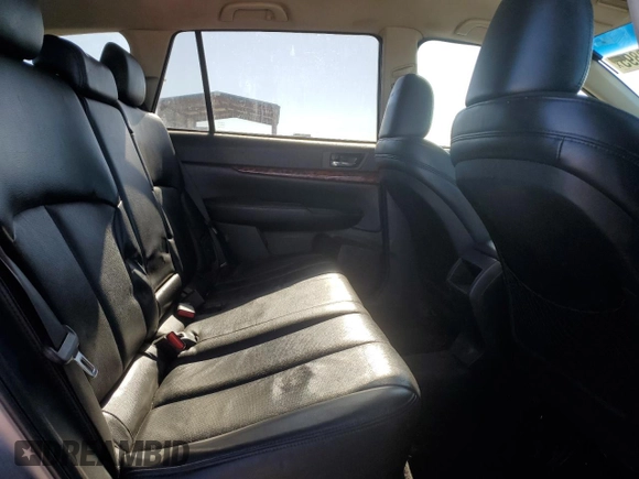 2010 Subaru Outback Limited z VIN 4S4BRBJC9A3325891, wystawiony jako Copart lot #58602895 z przebiegiem 162 348 mil mil oraz Czysty tytuł • Clean title. Historia ofert i sprzedaży dostępna na DreamBid. Obrazek 11.