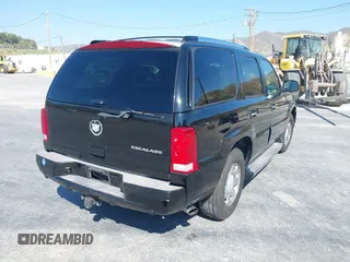 2005 Cadillac Escalade with VIN 1GYEC63T35R147108, listed as a IAAI auction lot 42474950 with 181,187 mi miles and . Bid and sale history available at DreamBid. Image 4.