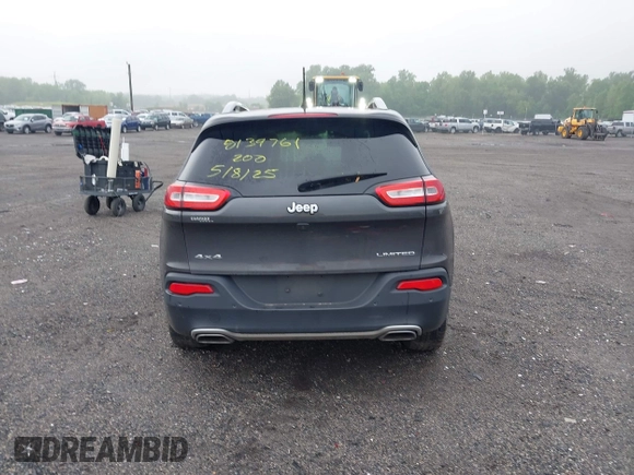 2017 Jeep Cherokee High Altitude z VIN 1C4PJMDS9HW561269, wystawiony jako IAAI lot #42245556 z przebiegiem 110 772 mil mil oraz . Historia ofert i sprzedaży dostępna na DreamBid. Obrazek 16.