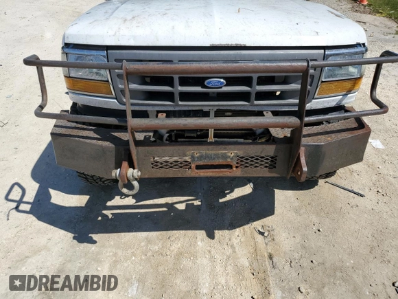 1997 Ford F-250 with VIN 3FTHF26F1VMA18455, listed as a Copart auction lot 53296745 with 224,462 mi miles and Non Repairable. Bid and sale history available at DreamBid. Image 11.