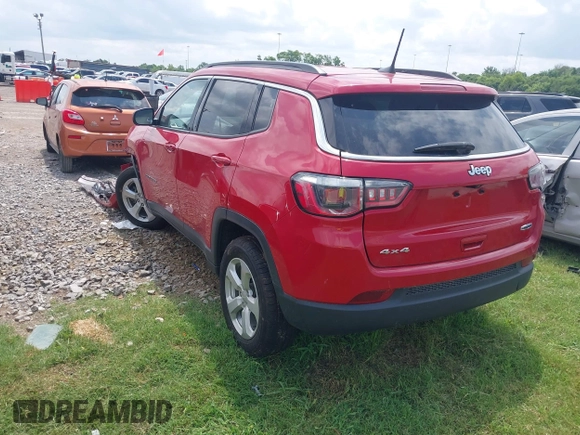 2020 Jeep Compass Latitude z VIN 3C4NJDBB6LT173909, wystawiony jako IAAI lot #42615635 z przebiegiem 34 212 mil mil oraz . Historia ofert i sprzedaży dostępna na DreamBid. Obrazek 3.