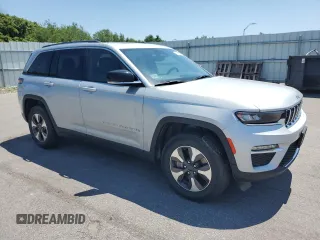 2023 Jeep Grand Cherokee with VIN 1C4RJYB64PC648891, listed as a Copart auction lot 61945935 with 37,970 mi miles and Clean title. Bid and sale history available at DreamBid. Image 4.