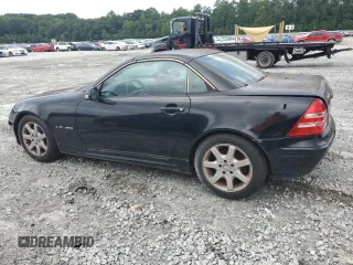 2001 Mercedes-Benz SLK 230 Kompressor z VIN WDBKK49F31F175681, wystawiony jako Copart lot #65155374 z przebiegiem Nie podano mil oraz Nie do naprawy • Non repairable. Historia ofert i sprzedaży dostępna na DreamBid. Obrazek 2.