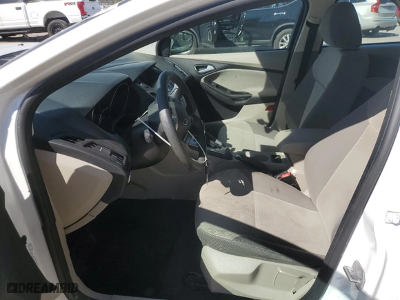 2014 Ford Focus SE with VIN 1FADP3K28EL151600, listed as a Copart auction lot 49857985 with 105,001 mi miles and Non Repairable. Bid and sale history available at carsss.com. Image 7.