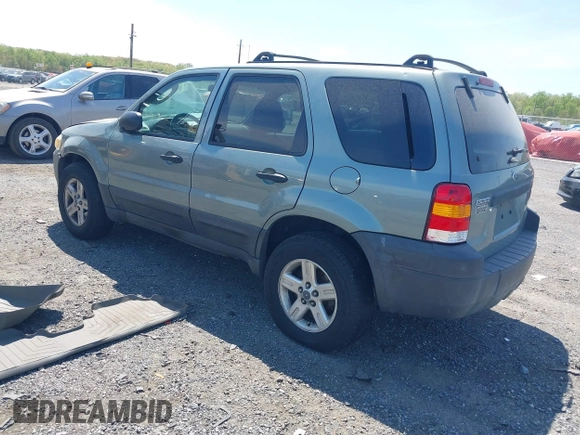 2005 Ford Escape Hybrid z VIN 1FMCU96HX5KC07151, wystawiony jako IAAI lot #42093744 z przebiegiem 275 661 mil mil oraz . Historia ofert i sprzedaży dostępna na DreamBid. Obrazek 3.