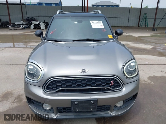 2018 MINI Countryman Cooper S with VIN WMZYT3C3XJ3E00006, listed as a IAAI auction lot 42420388 with 117,313 mi miles and . Bid and sale history available at DreamBid. Image 13.