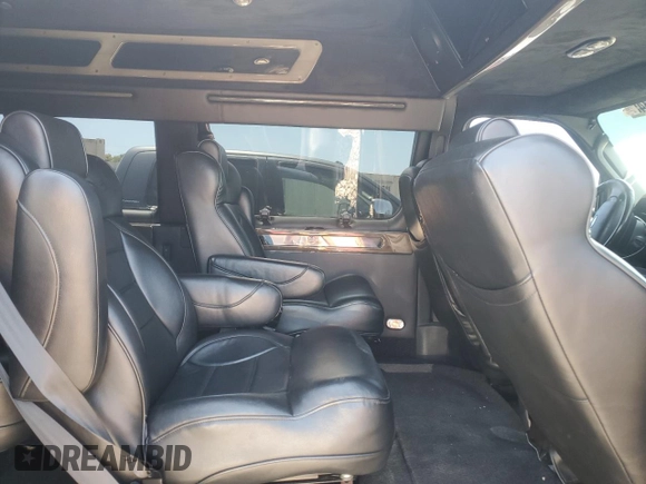 2013 Ford Econoline Cargo z VIN 1FTSS3ES1DDA07312, wystawiony jako Copart lot #57964345 z przebiegiem 174 468 mil mil oraz Szkoda całkowita • Salvage title. Historia ofert i sprzedaży dostępna na DreamBid. Obrazek 11.