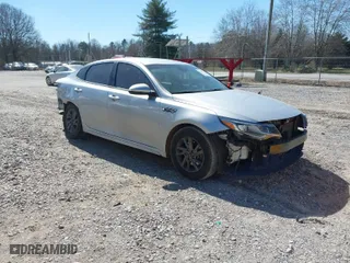 2020 Kia Optima LX with VIN 5XXGT4L34LG385861, listed as a IAAI auction lot 41661705 with 116,342 mi miles. Bid and sale history available at carsss.com. Image 1.