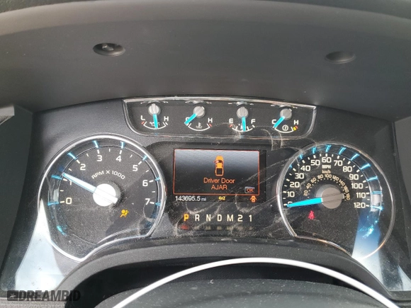 2013 Ford F-150 XL with VIN 1FTFW1ET8DKF52731, listed as a Copart auction lot 48424845 with 143,695 mi miles and Clean Title. Bid and sale history available at carsss.com. Image 9.