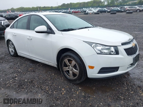 2014 Chevrolet Cruze 1LT with VIN 1G1PC5SB6E7233051, listed as a IAAI auction lot 42214334 with 88,389 mi miles and . Bid and sale history available at DreamBid. Image 1.