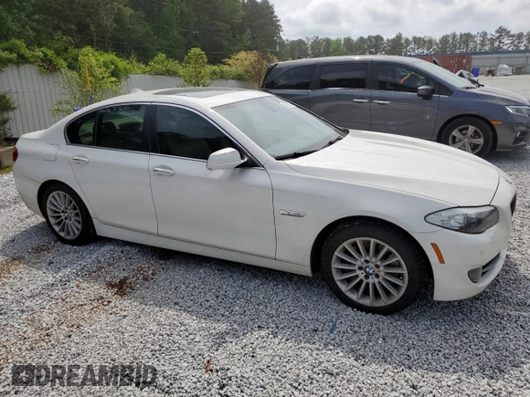 2011 BMW 5 Series 535i with VIN WBAFR7C57BC805301, listed as a Copart auction lot 55232825 with 215,524 mi miles and Clean Title. Bid and sale history available at carsss.com. Image 4.