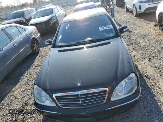 2004 Mercedes-Benz S 430 z VIN WDBNG70J94A424360, wystawiony jako Copart lot #79315204 z przebiegiem Nie podano mil oraz Szkoda całkowita • Salvage title. Historia ofert i sprzedaży dostępna na DreamBid. Obrazek 5.