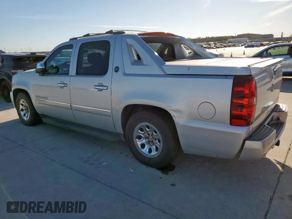 2013 Chevrolet Avalanche LTZ with VIN 3GNMCGE03DG132995, listed as a Copart auction lot 49694705 with 174,506 mi miles and Salvage title. Bid and sale history available at DreamBid. Image 2.