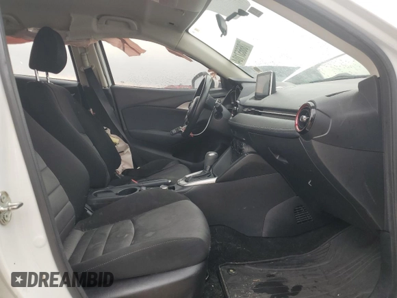 2017 Mazda CX-3 Sport with VIN JM1DKDB7XH0154076, listed as a Copart auction lot 86657104 with 87,655 mi miles and Salvage Title. Bid and sale history available at carsss.com. Image 7.