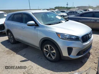 2020 Kia Sorento S z VIN 5XYPG4A58LG669899, wystawiony jako IAAI lot #42006231 z przebiegiem 58 268 mil mil oraz . Historia ofert i sprzedaży dostępna na DreamBid. Obrazek 1.