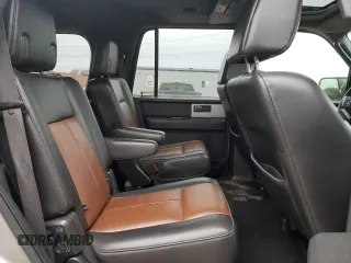 2008 Ford Expedition Limited z VIN 1FMFU20528LA86410, wystawiony jako Copart lot #43945485 z przebiegiem Nie podano mil oraz Szkody całkowita. Historia ofert i sprzedaży dostępna na DreamBid. Obrazek 11.