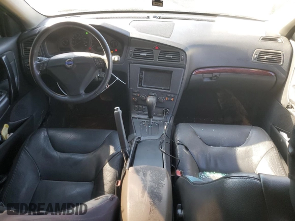2003 Volvo S60 2.4L with VIN YV1RS61T132255062, listed as a Copart auction lot 42926315 with 0 mi miles and Salvage Title. Bid and sale history available at carsss.com. Image 8.